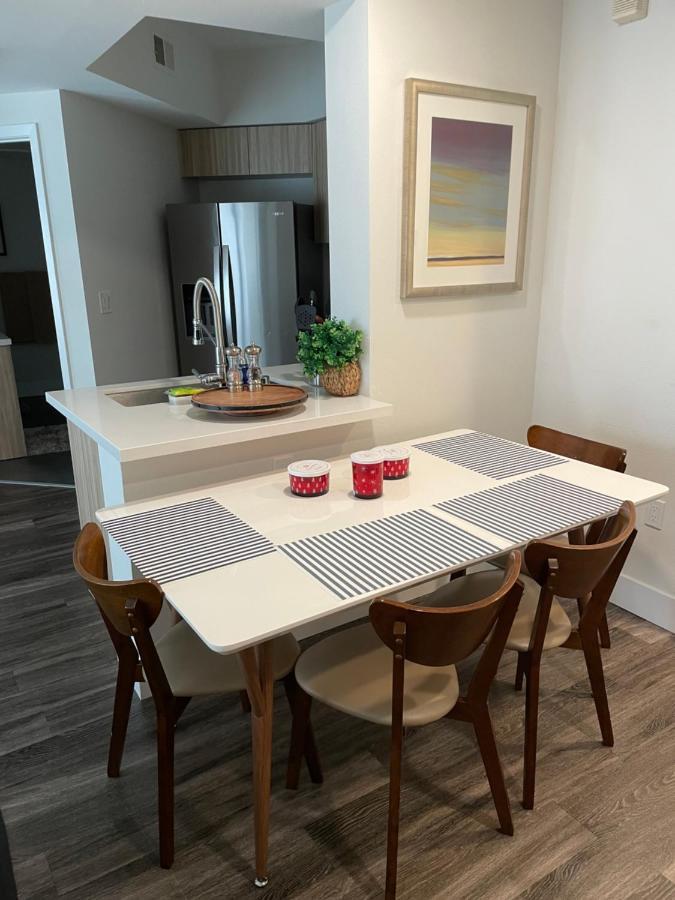 Lovely 2/2 Apartment In Heart Of Santa Monica With Free Parking Лос-Анджелес Экстерьер фото